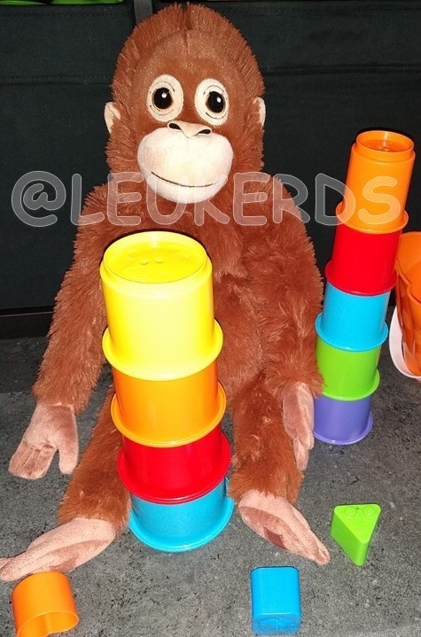 gallery/met de stapelbekers